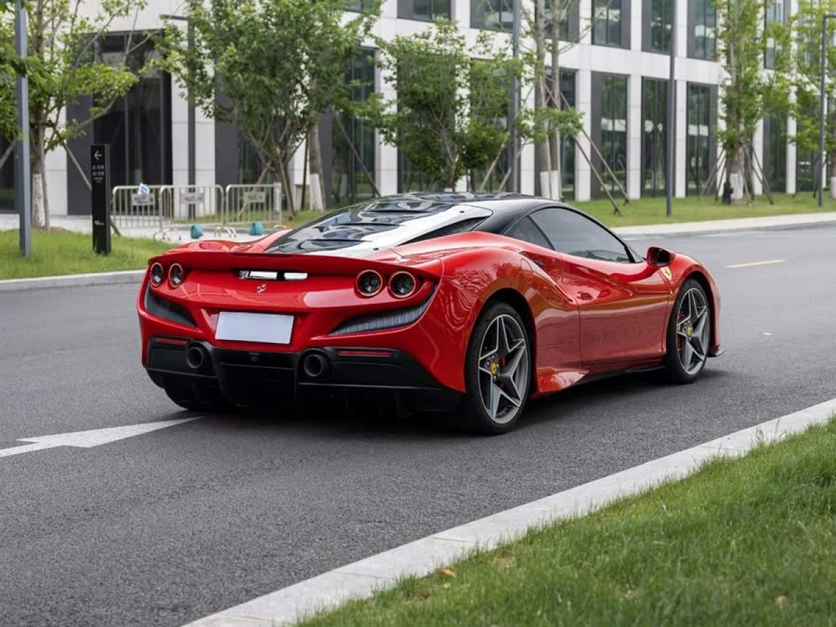 法拉利 F8 Tributo  2019款  3.9T V8圖片