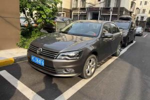 寶來 大眾 1.6L 自動時尚型