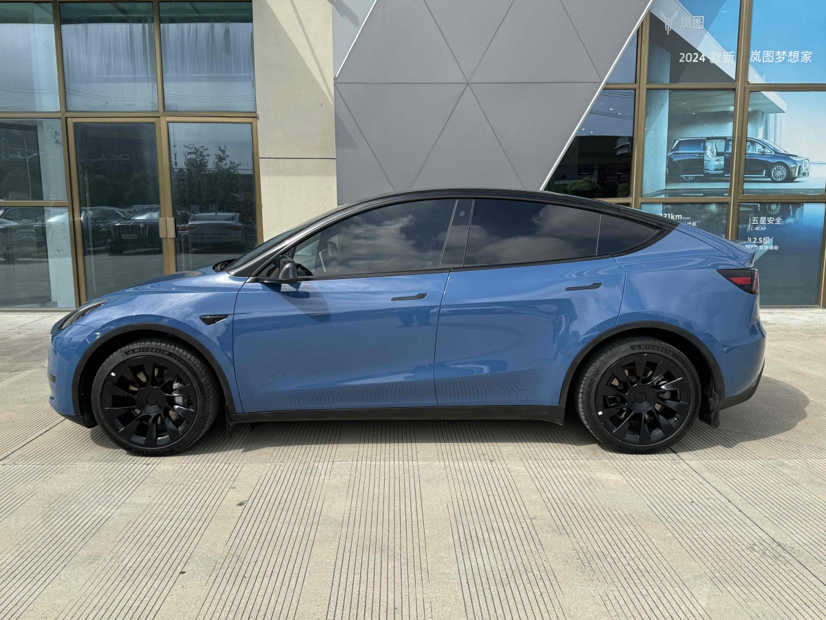 特斯拉 Model 3  2022款 后驅(qū)版圖片