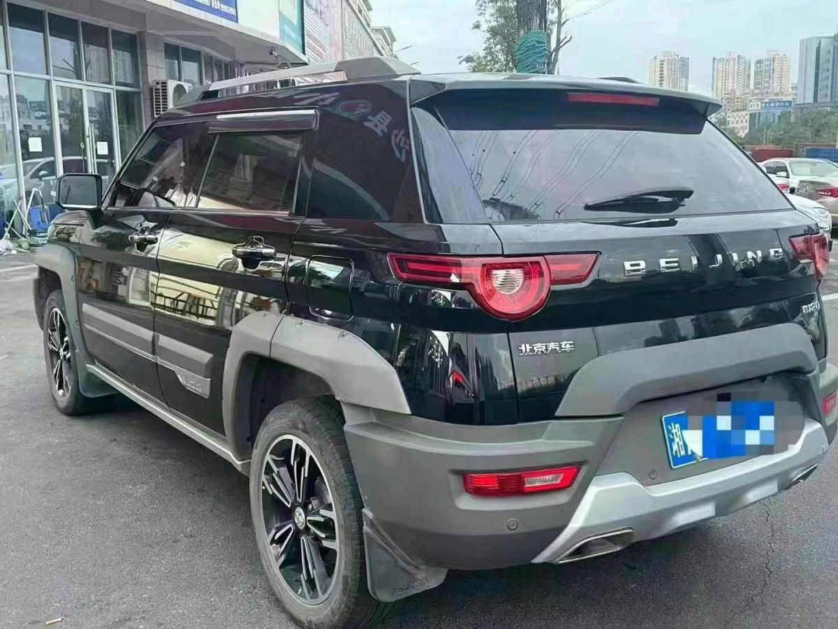 北京 F40  2019款 2.3T 自動(dòng)魔方版圖片