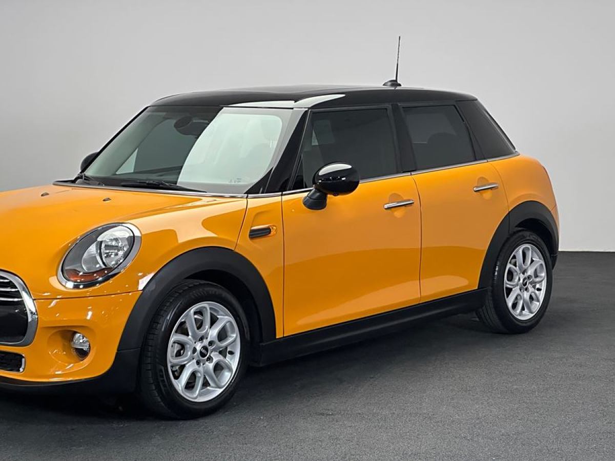 MINI MINI  2016款 1.5T COOPER 五門版圖片