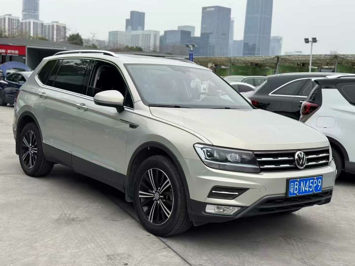 大眾 途觀L  2020款 330TSI 自動(dòng)兩驅(qū)全景舒適版 國(guó)VI圖片