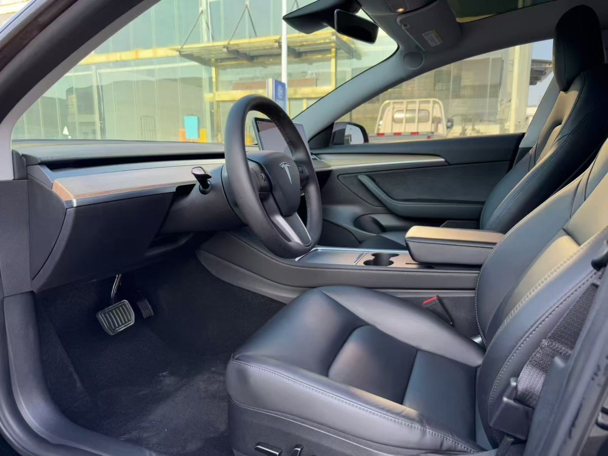 特斯拉 Model 3  2022款 后輪驅動版圖片
