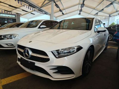 2020年1月 奔馳 奔馳A級 改款 A 180 L 運(yùn)動轎車圖片