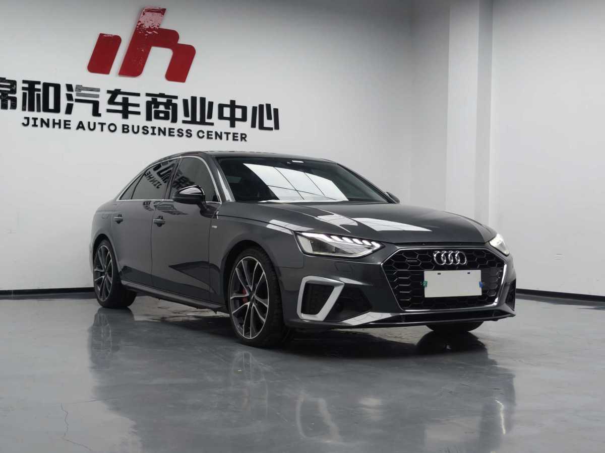 奧迪 奧迪A4L  2020款 45 TFSI quattro 臻選動感型圖片