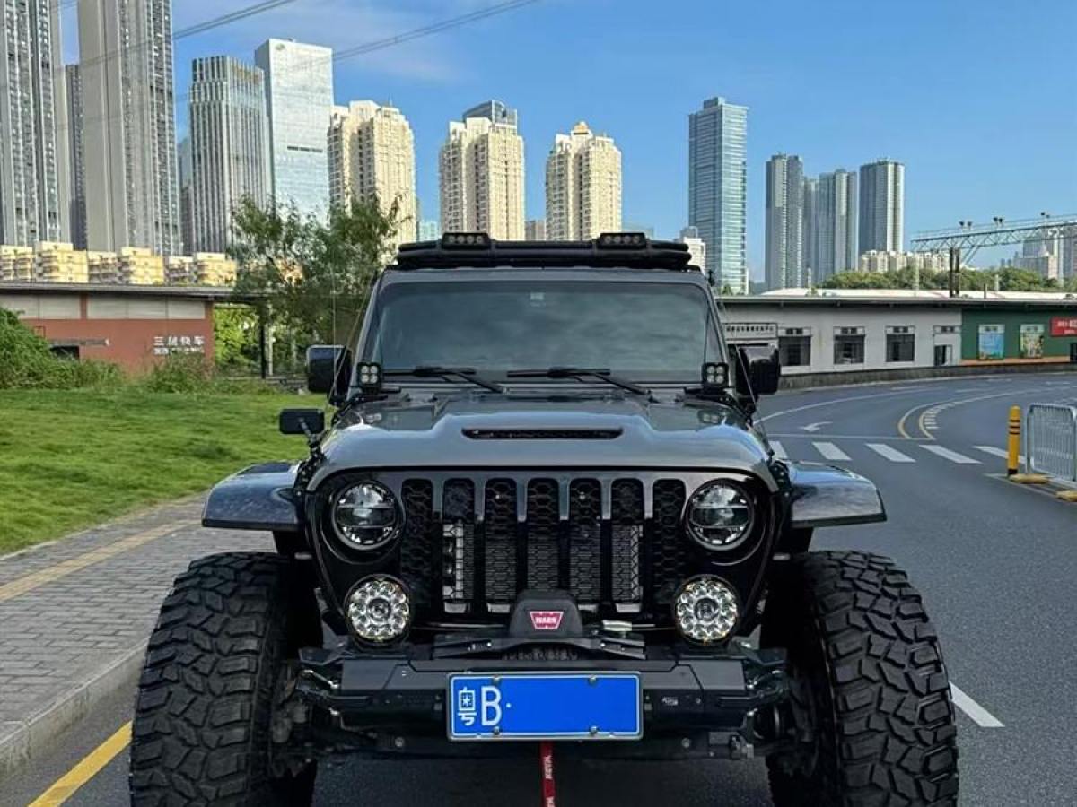 2023年5月Jeep 角斗士  2022款 3.6L 先行版