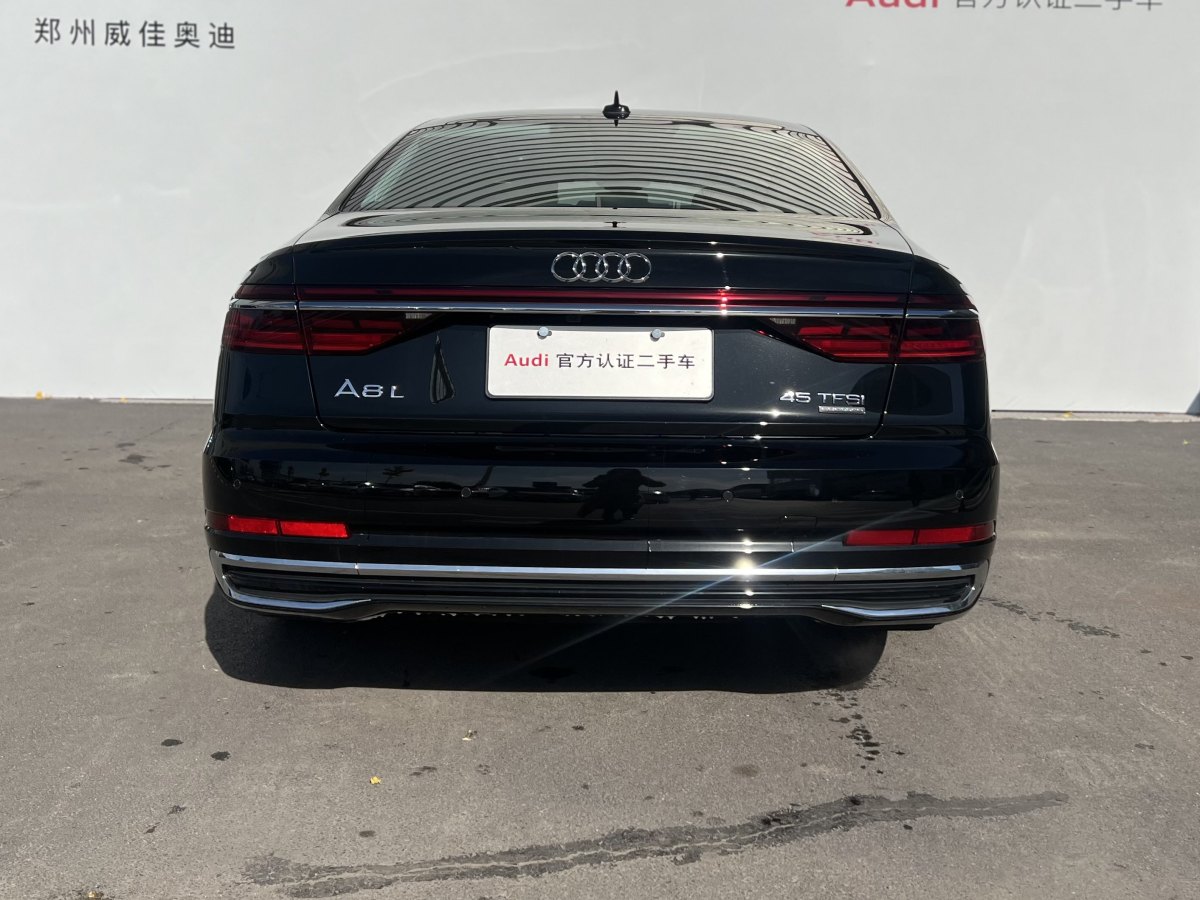 奧迪 奧迪A8  2025款 A8L 45 TFSI quattro 豪華型圖片