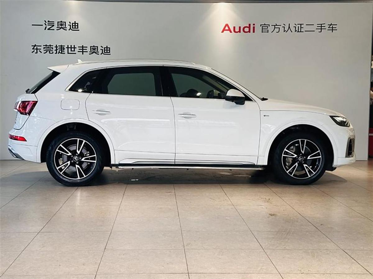 奧迪 奧迪Q5L  2021款 40 TFSI 時(shí)尚動(dòng)感型圖片