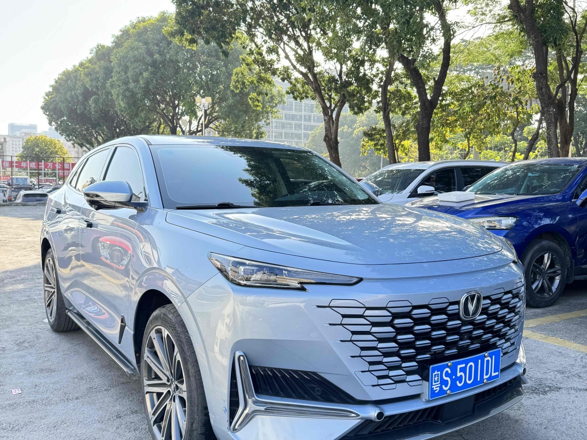 長(zhǎng)安 長(zhǎng)安UNI-K  2021款 2.0T 尊貴型圖片