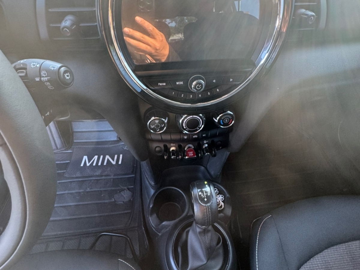 MINI MINI  2016款 1.2T ONE 五門版圖片