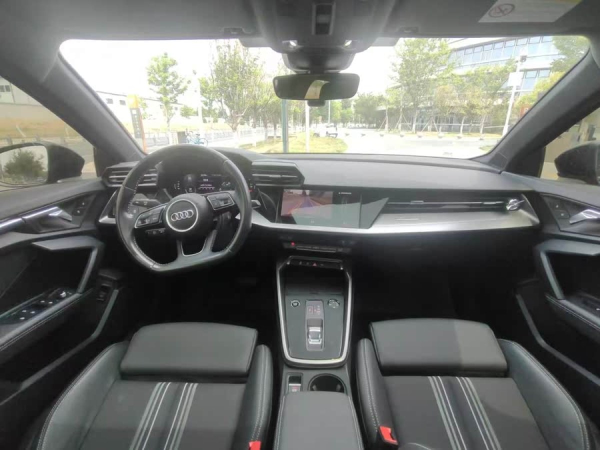 奧迪 奧迪A3  2022款 Sportback 35 TFSI 時(shí)尚運(yùn)動(dòng)型圖片