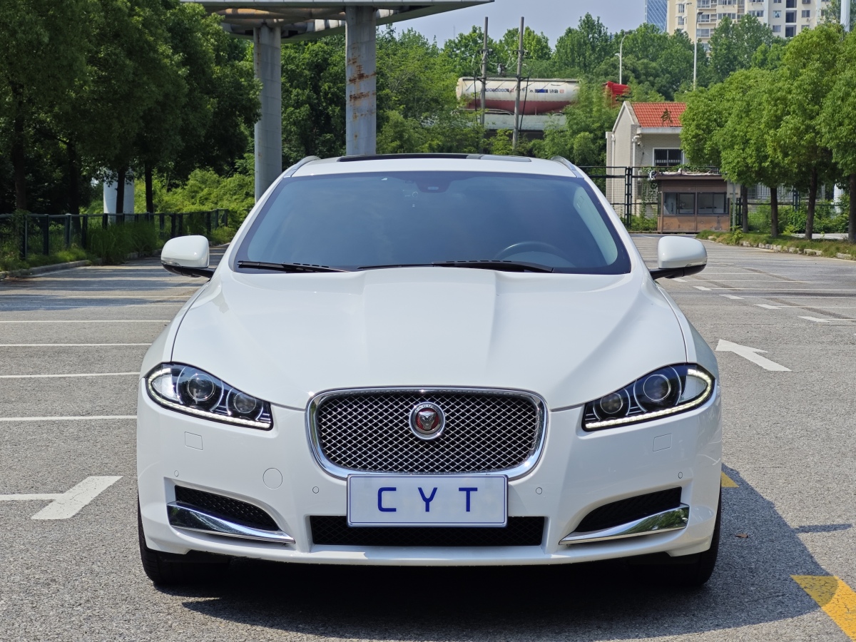 2016年4月捷豹 XF  2015款 XF 2.0T Sportbrake 風(fēng)華版
