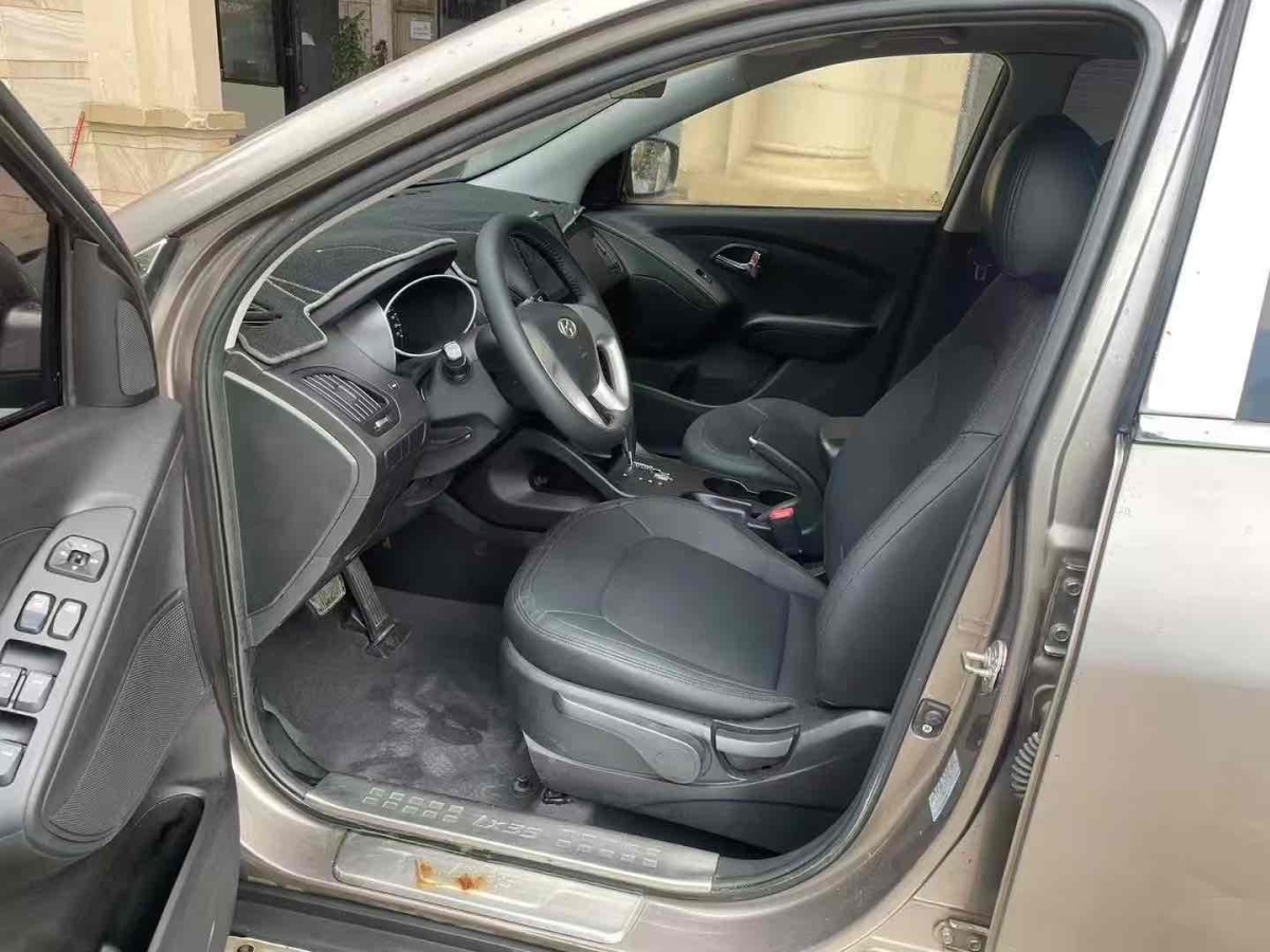 現(xiàn)代 ix35  2013款 2.0L 自動兩驅(qū)舒適型GL 國IV圖片