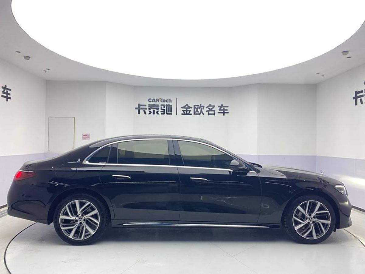 奔馳 奔馳E級  2024款 E 300 L 時(shí)尚型圖片