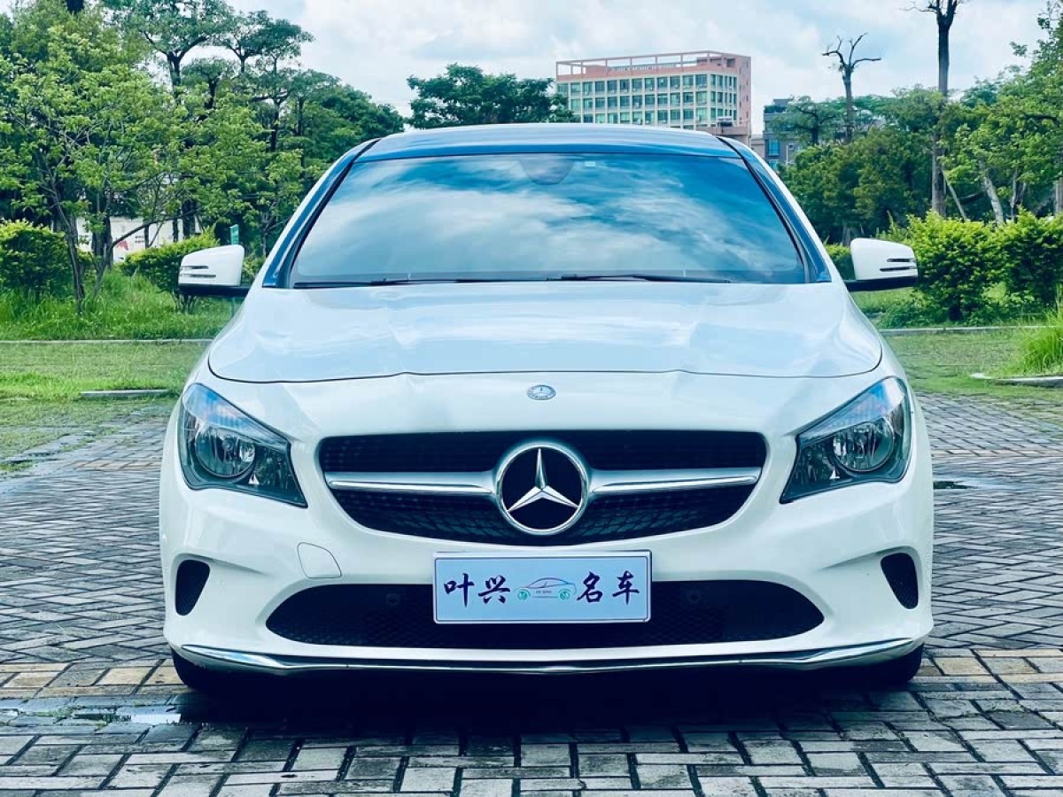 奔馳 奔馳CLA級(jí)  2016款 改款 CLA 200 動(dòng)感型圖片