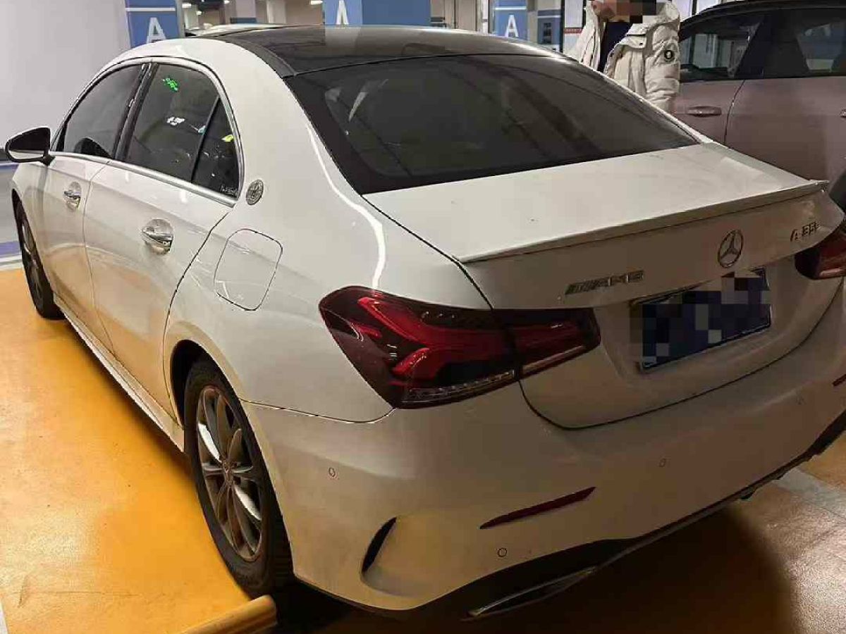 奔馳 奔馳GLE  2020款  GLE 350 4MATIC 時尚型圖片