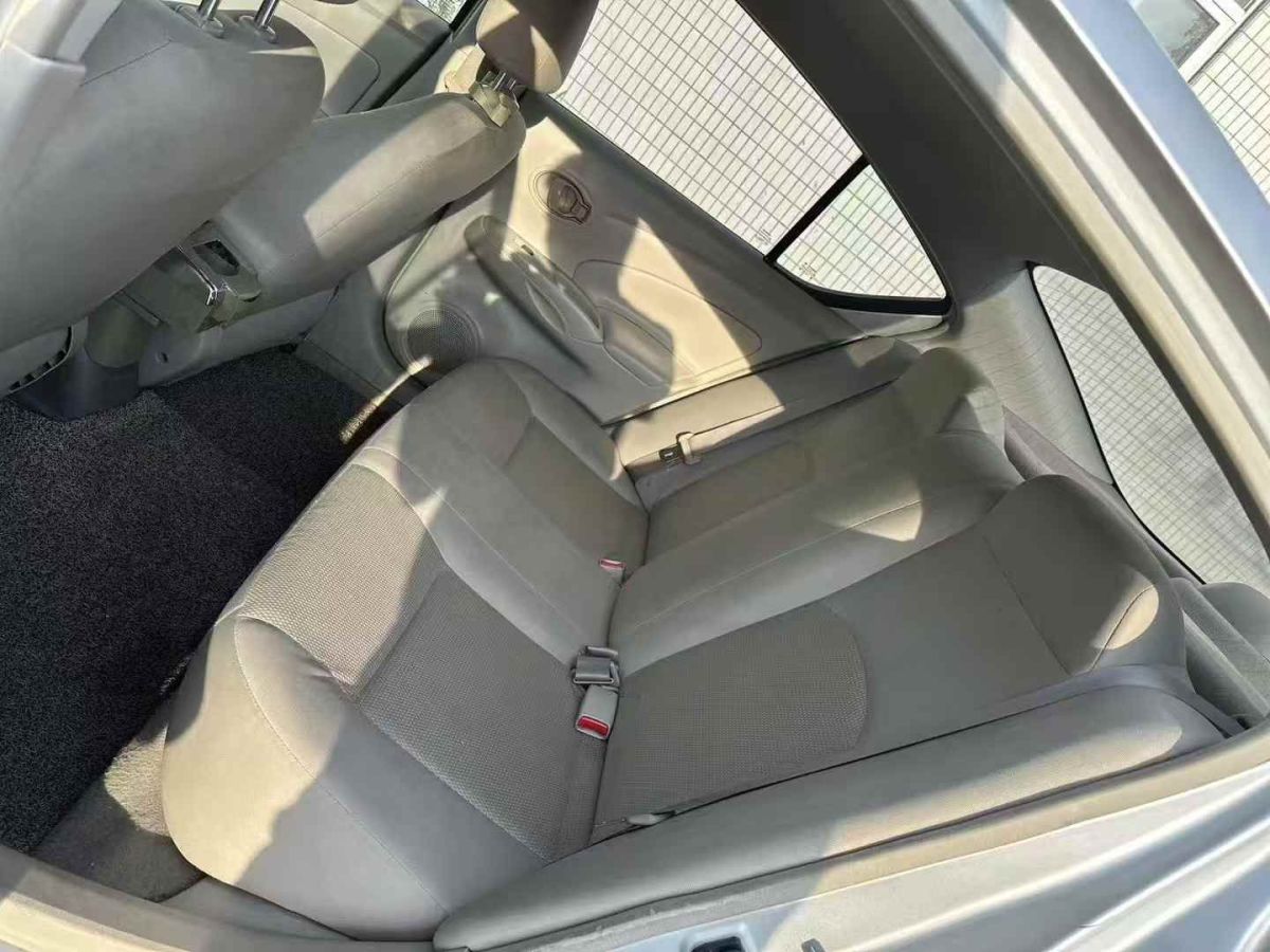 日產(chǎn) 樓蘭(海外)  2013款 3.5 XV榮耀版圖片