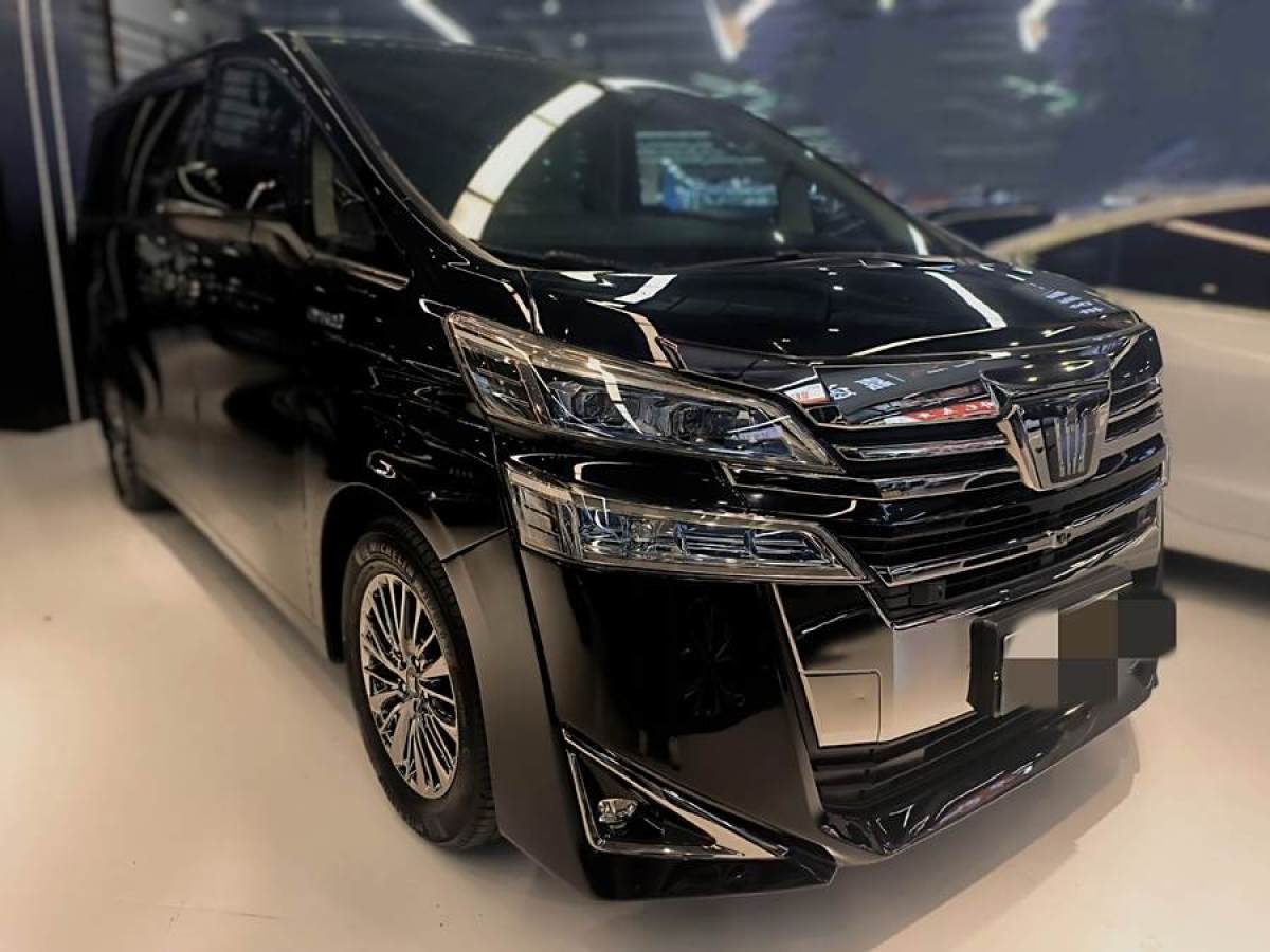 2021年7月豐田 威爾法  2021款 皇冠 雙擎 2.5L HV尊貴版