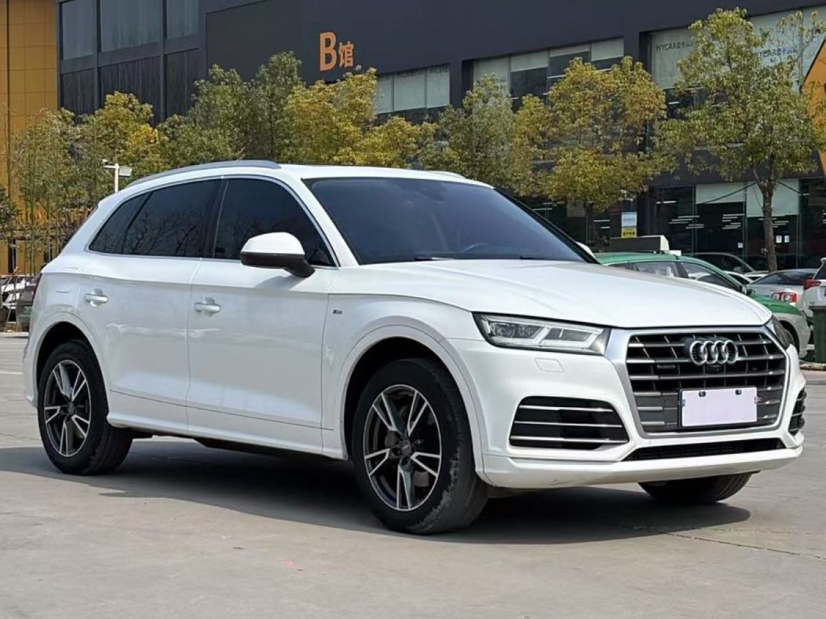 2019年4月奧迪 奧迪Q5L  2018款  40 TFSI 榮享時尚型 國VI