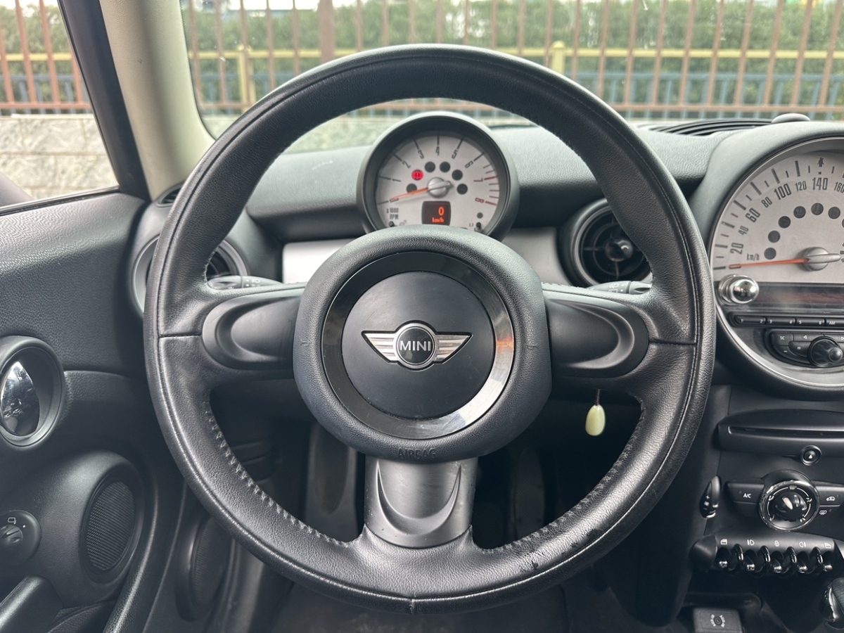 MINI MINI  2013款 1.6L ONE 限量第三款圖片