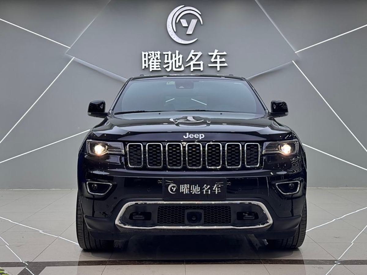 Jeep 大切諾基  2021款 3.0L 80周年紀(jì)念版圖片