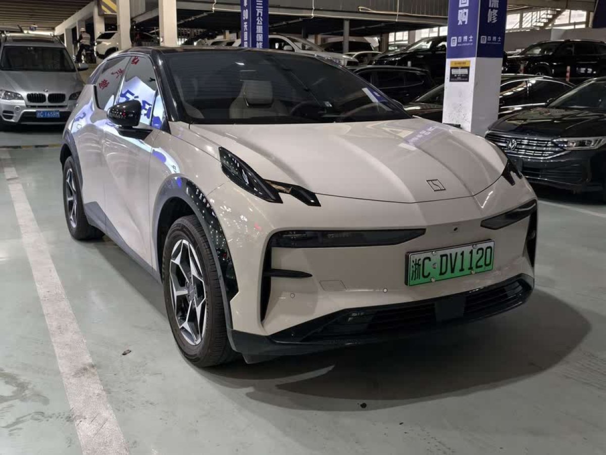 極氪 極氪X  2025款 五座長續(xù)航版圖片
