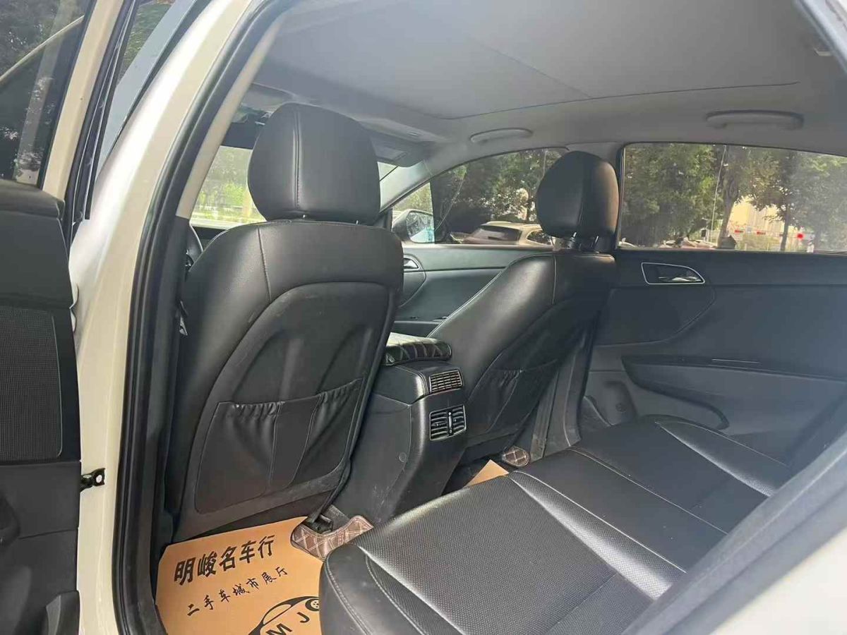 名爵 名爵3  2017款 1.3L 手動精品舒適版圖片
