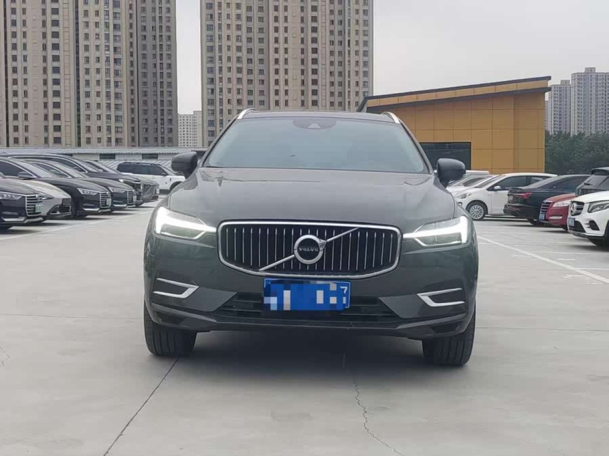 沃爾沃 XC60  2020款 T5 四驅(qū)智遠(yuǎn)豪華版圖片