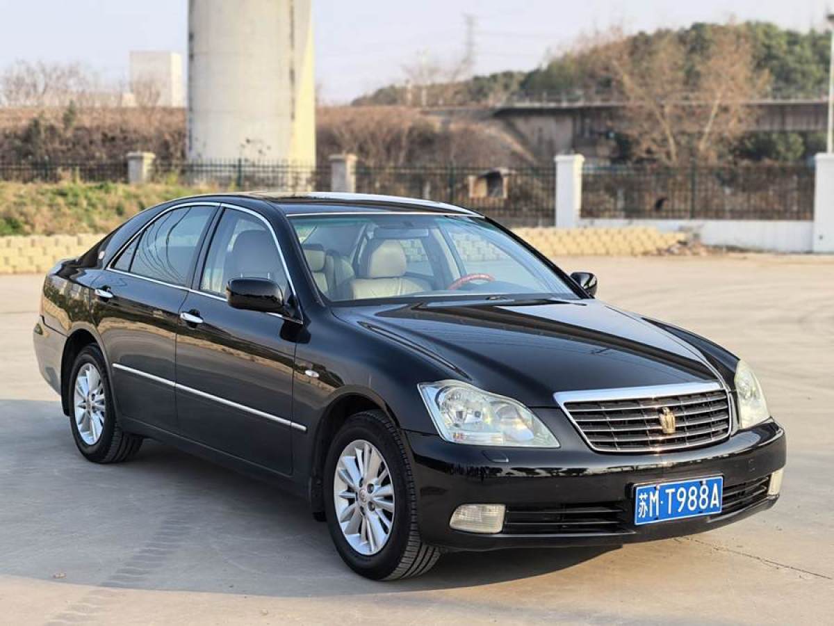 豐田 皇冠  2007款 2.5L Royal 導(dǎo)航版圖片