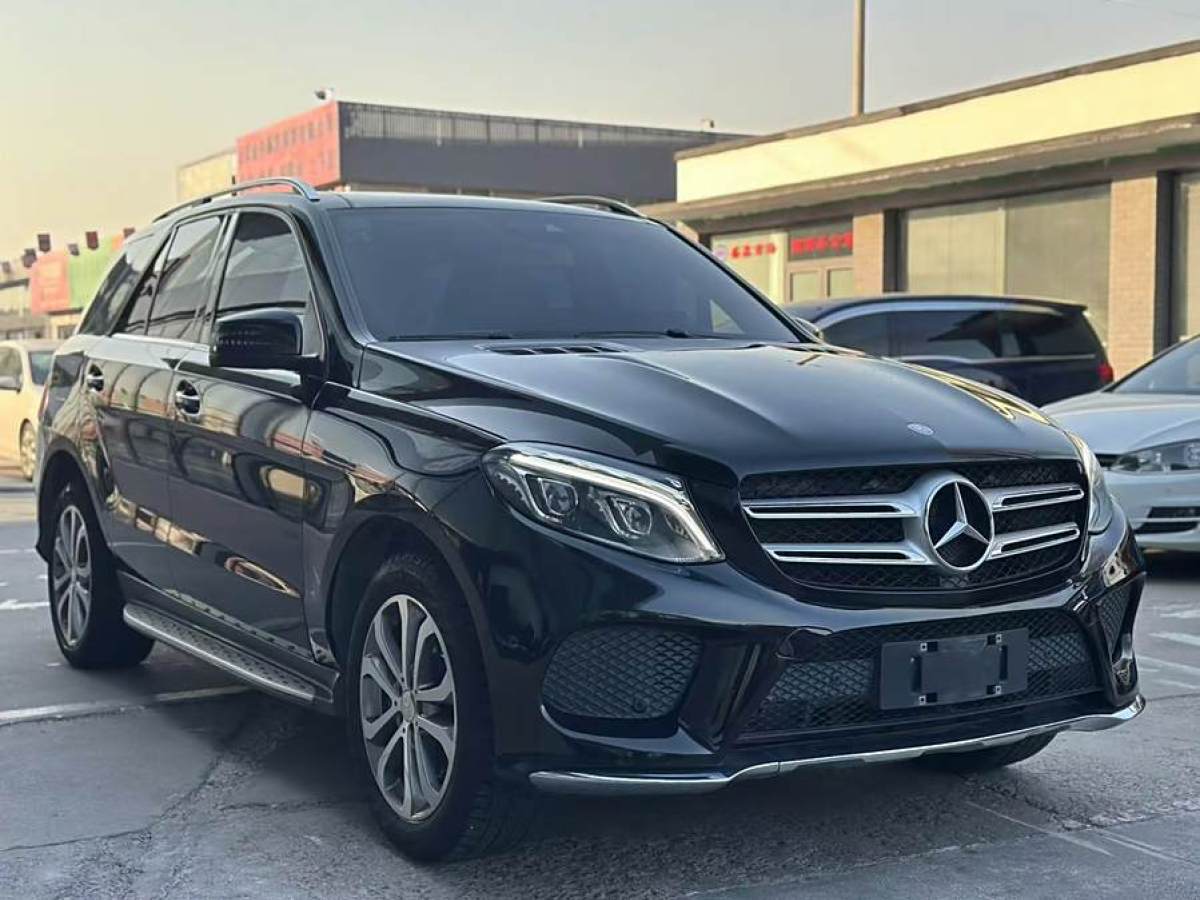 奔馳 奔馳GLE  2016款 GLE 320 4MATIC 動(dòng)感型圖片