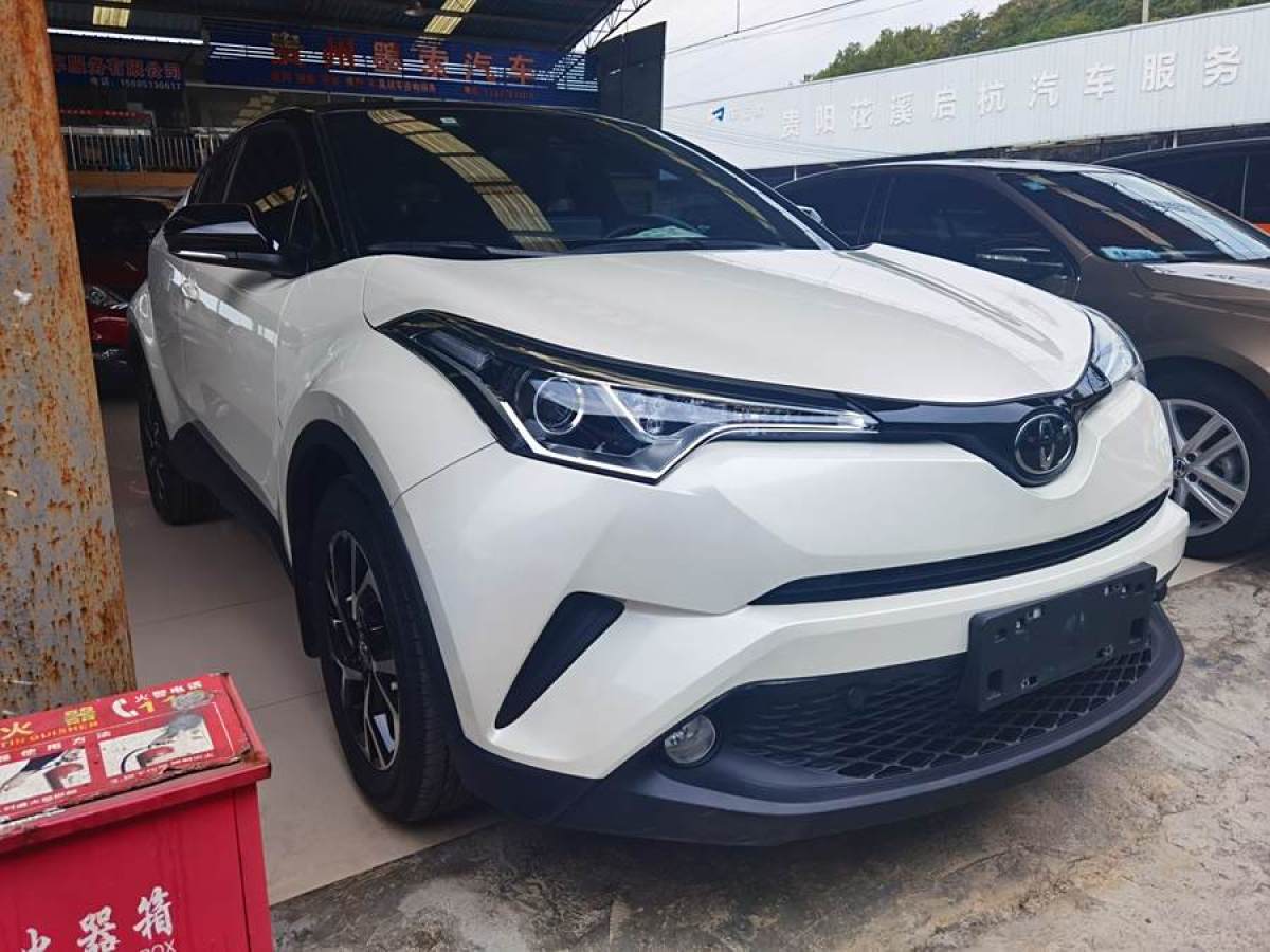 2021年8月豐田 C-HR  2020款 2.0L 領(lǐng)先版