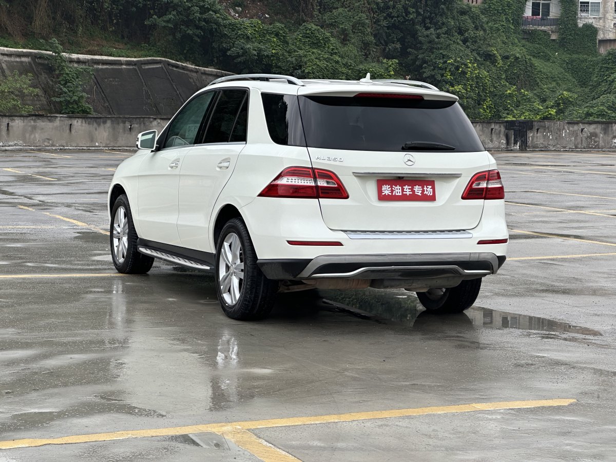 奔馳 奔馳M級(jí)  2014款 ML 350 CDI 4MATIC圖片