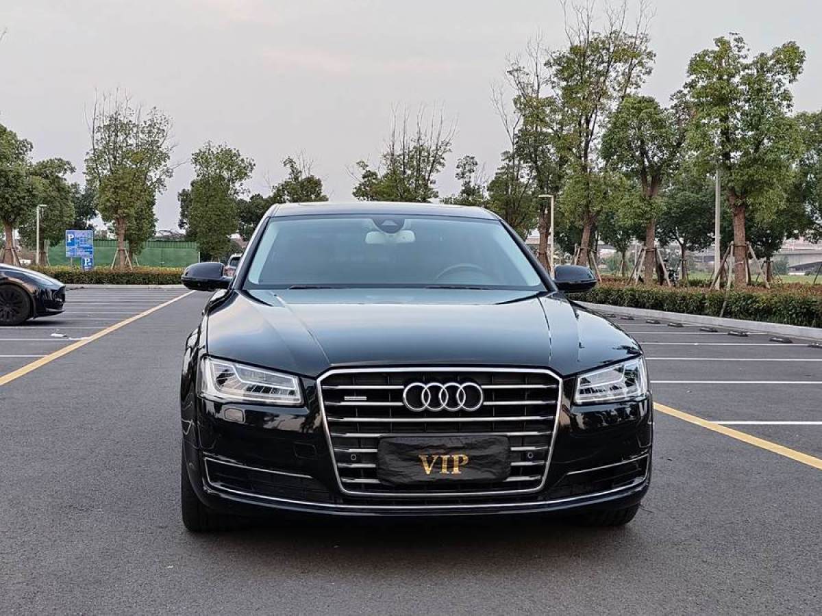 奧迪 奧迪A8  2014款 A8L 45 TFSI quattro豪華型圖片