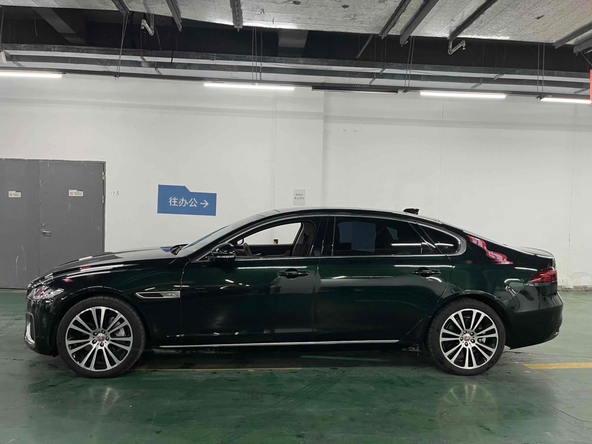 捷豹 XFL  2024款 2.0T P250 兩驅(qū)尊享豪華版圖片