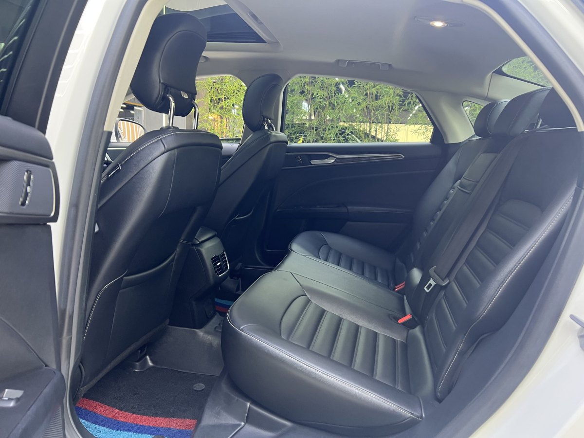2019年6月福特 蒙迪歐  2018款 EcoBoost 180 智控時(shí)尚型 國(guó)VI