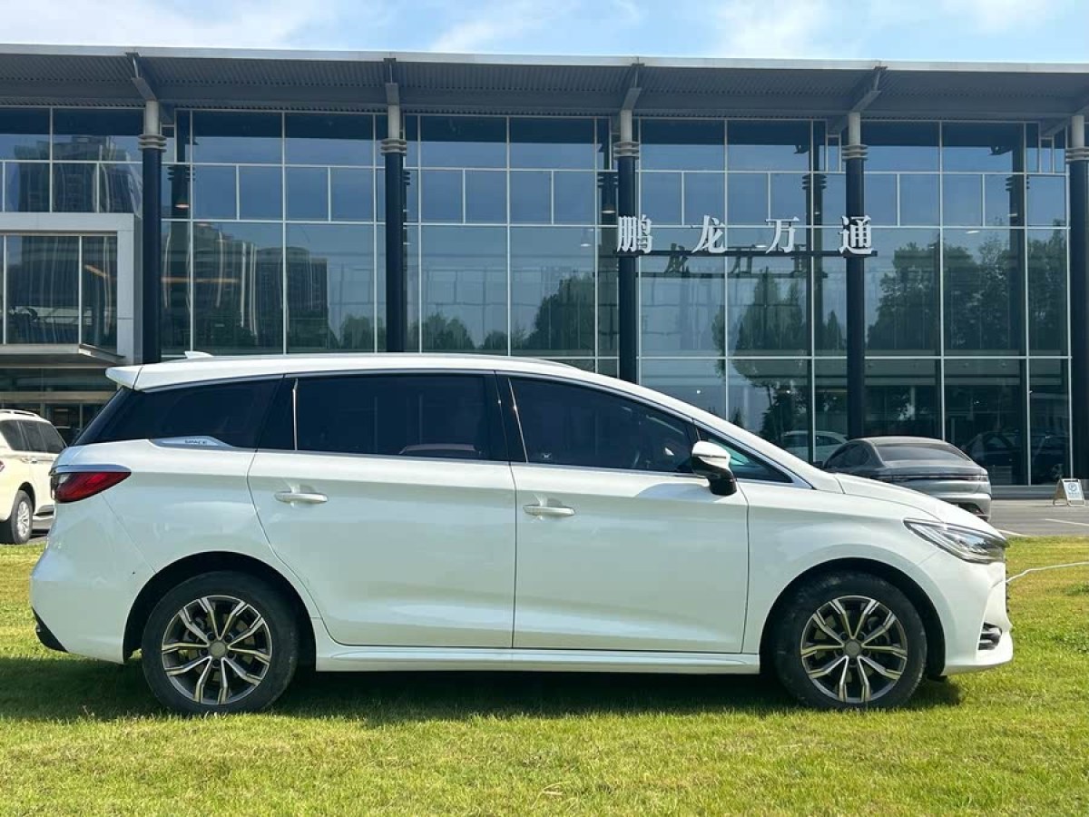比亞迪 宋MAX  2019款  1.5T 自動智聯(lián)睿逸型 6座 國VI圖片