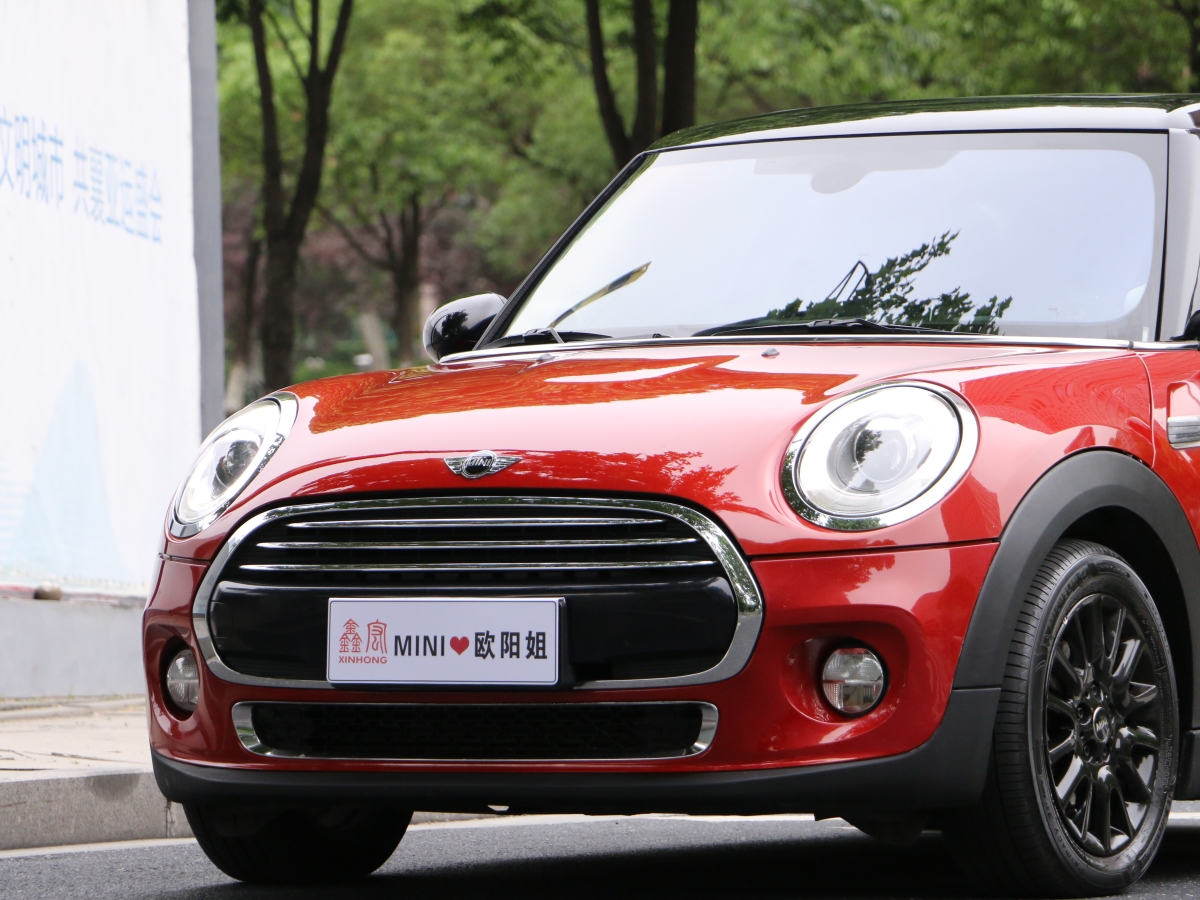 MINI MINI  2015款 1.5T COOPER Excitement 五門版圖片