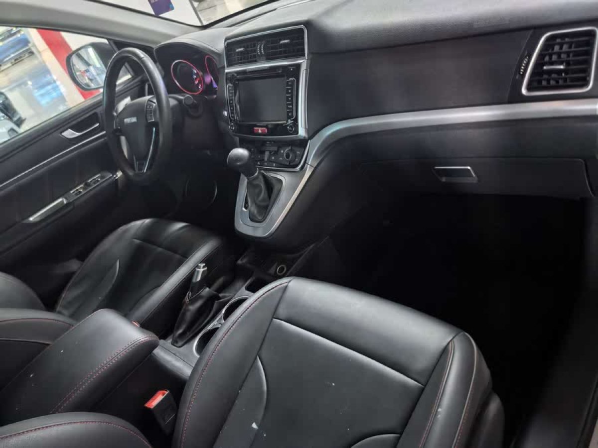 哈弗 M6  2018款 改款 1.5T DCT兩驅(qū)精英型圖片