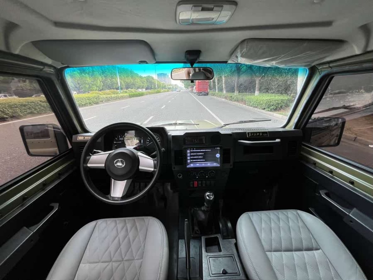 北汽制造 BJ 212  2023款 狙擊手 2.4T 手動輕裝款圖片