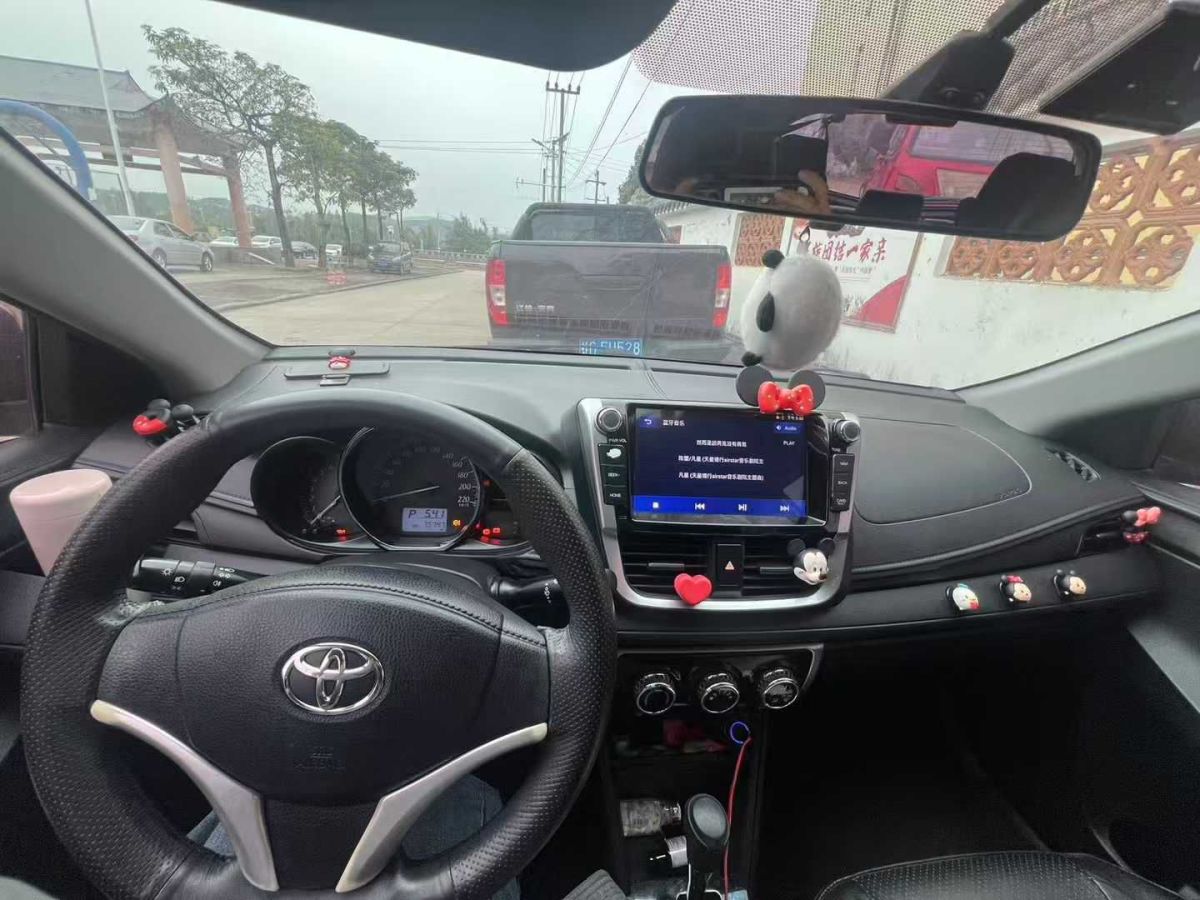 豐田 雅力士  2016款 YARiS L 致炫 1.5G 勁速天窗版圖片