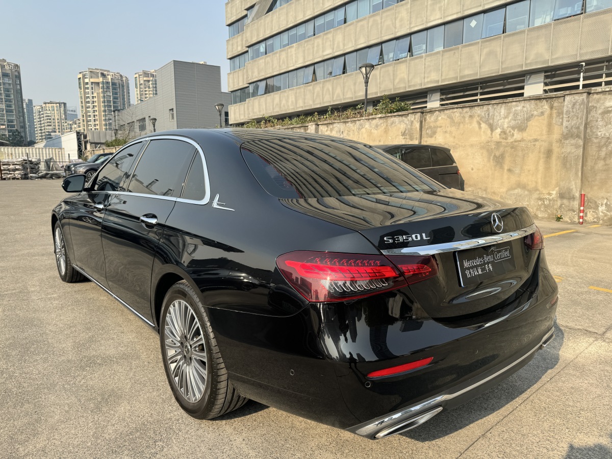 奔馳 奔馳E級(jí)  2021款 改款 E 300 L 尊貴型圖片