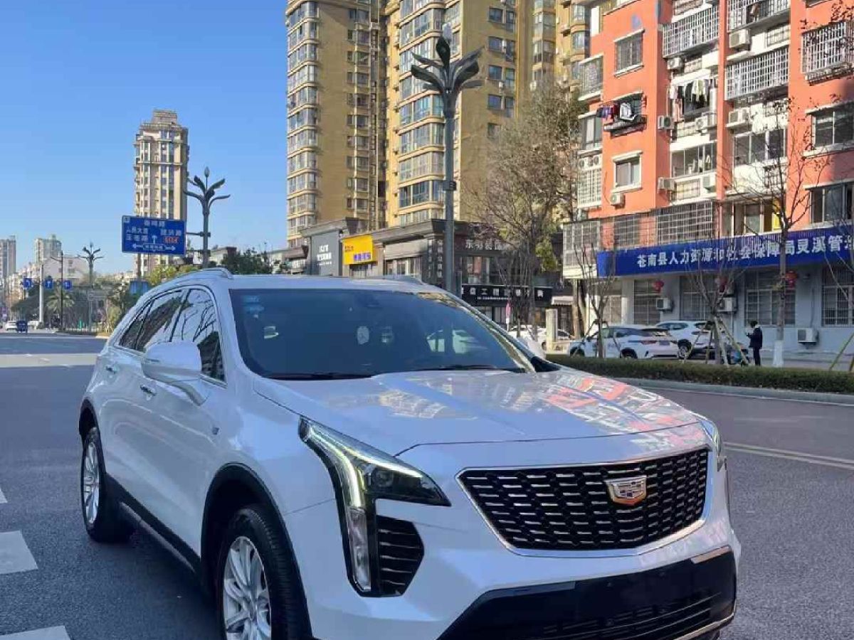 凱迪拉克 CT6  2019款 28T 領(lǐng)先運(yùn)動(dòng)型圖片