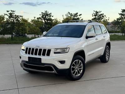 2015年2月 Jeep 大切諾基(進(jìn)口) 3.6L 精英導(dǎo)航版圖片