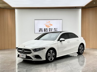 2020年1月 奔馳 奔馳A級 改款 A 180 L 運(yùn)動(dòng)轎車圖片