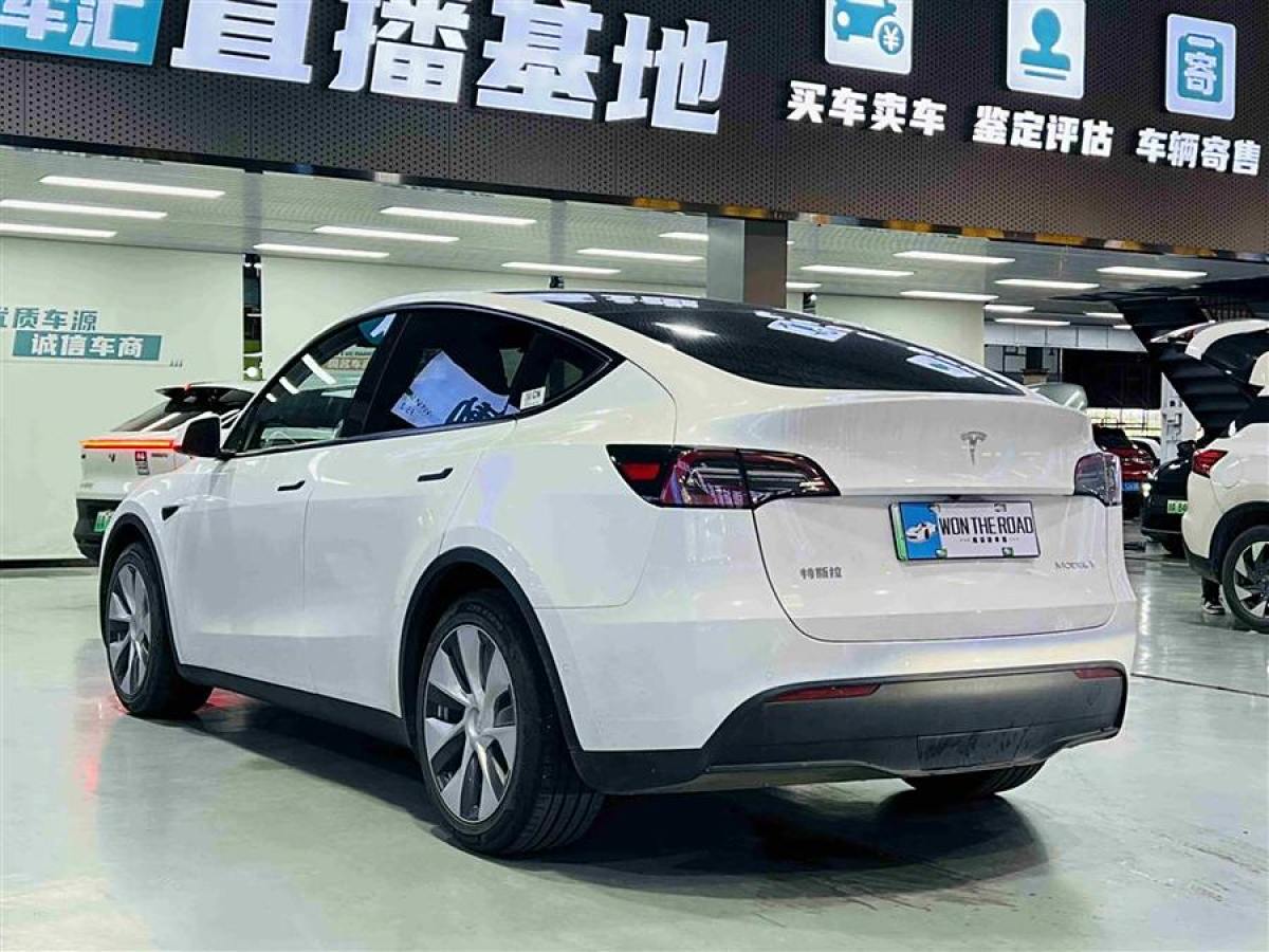 特斯拉 Model Y  2022款 后輪驅(qū)動版圖片