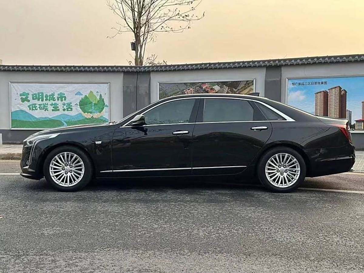 凱迪拉克 CT6  2019款 28T 豪華型圖片