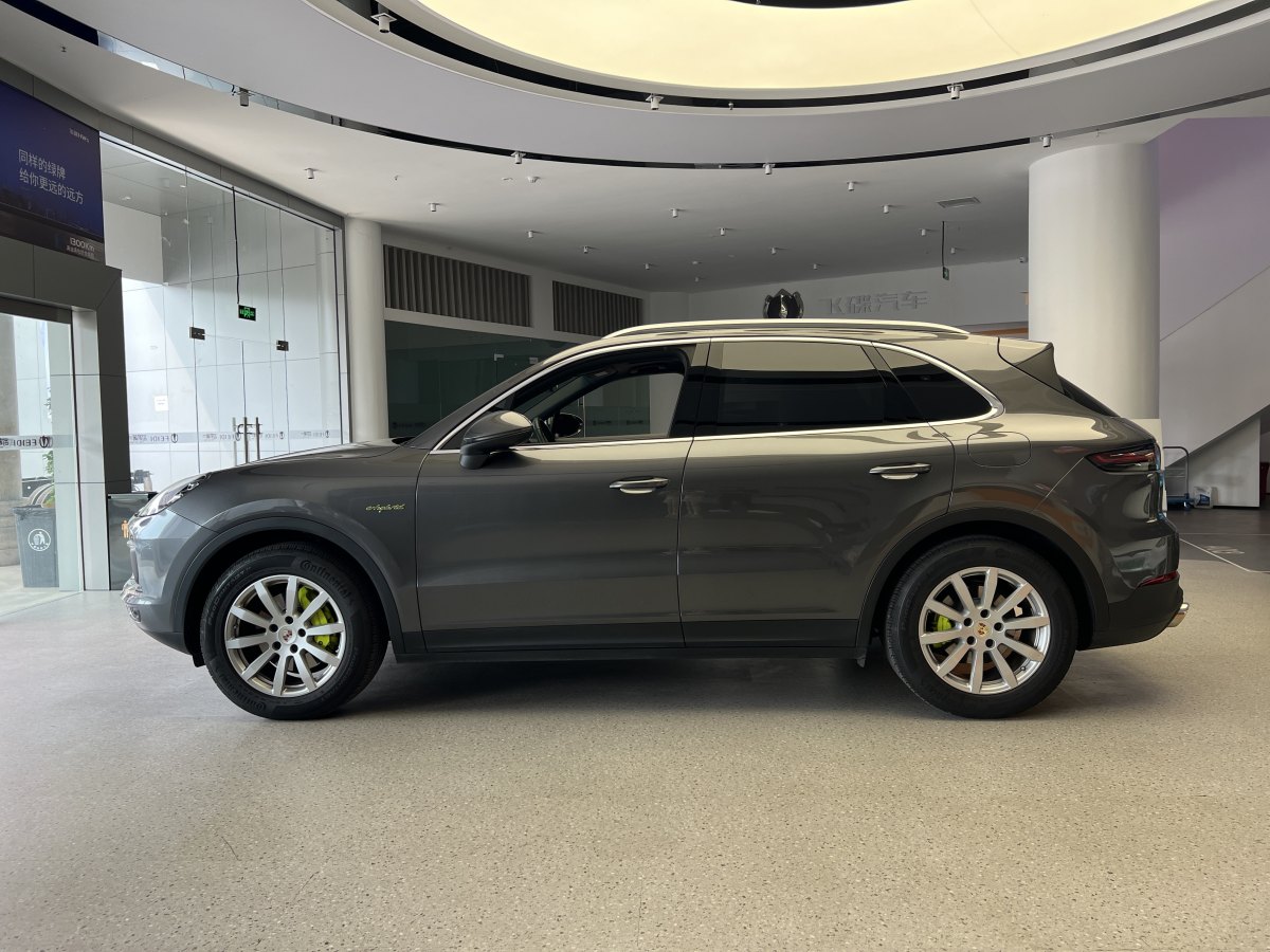 保時(shí)捷 Cayenne新能源  2021款 Cayenne E-Hybrid 2.0T圖片
