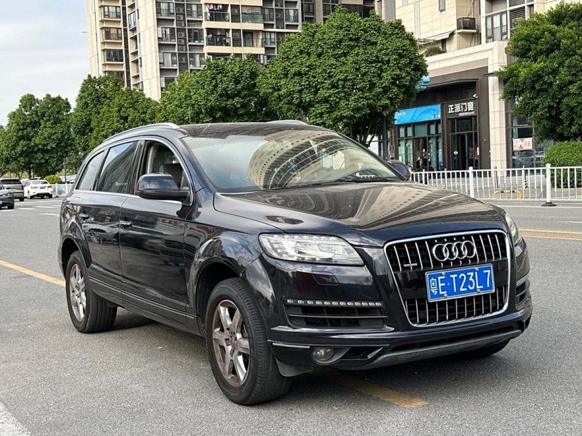 奧迪 奧迪Q7  2011款 3.0 TFSI 技術型(200kW)圖片