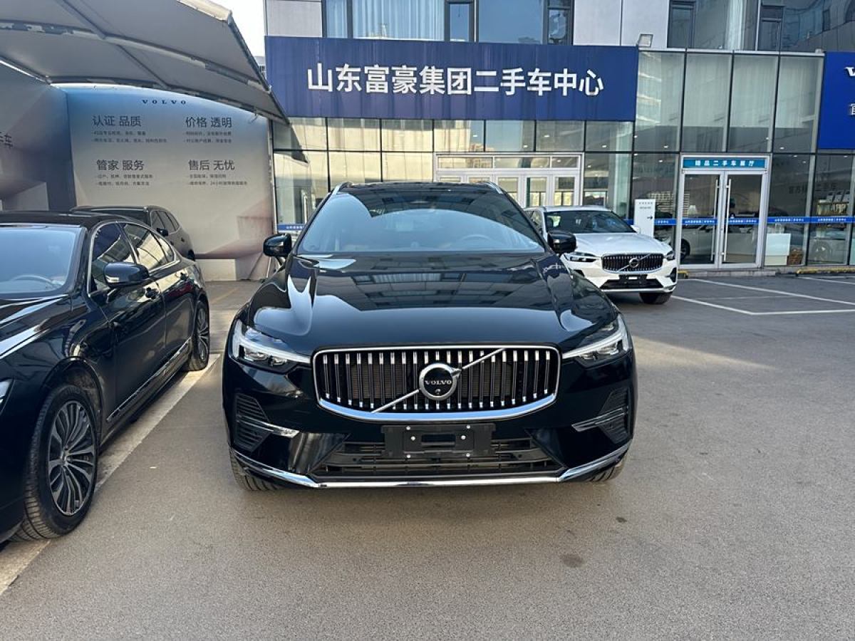 沃爾沃 XC60新能源  2024款 T8 插電混動(dòng) 長(zhǎng)續(xù)航四驅(qū)智雅豪華版圖片