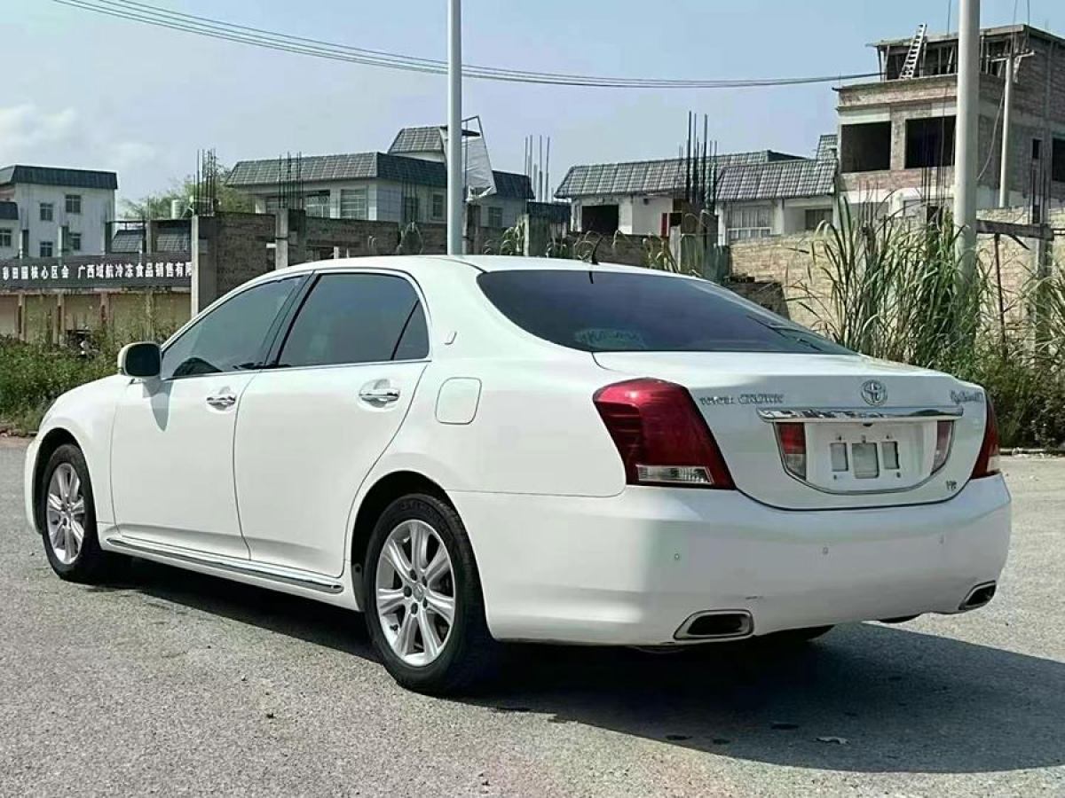 2010年1月豐田 皇冠  2010款 4.3L Royal Saloon